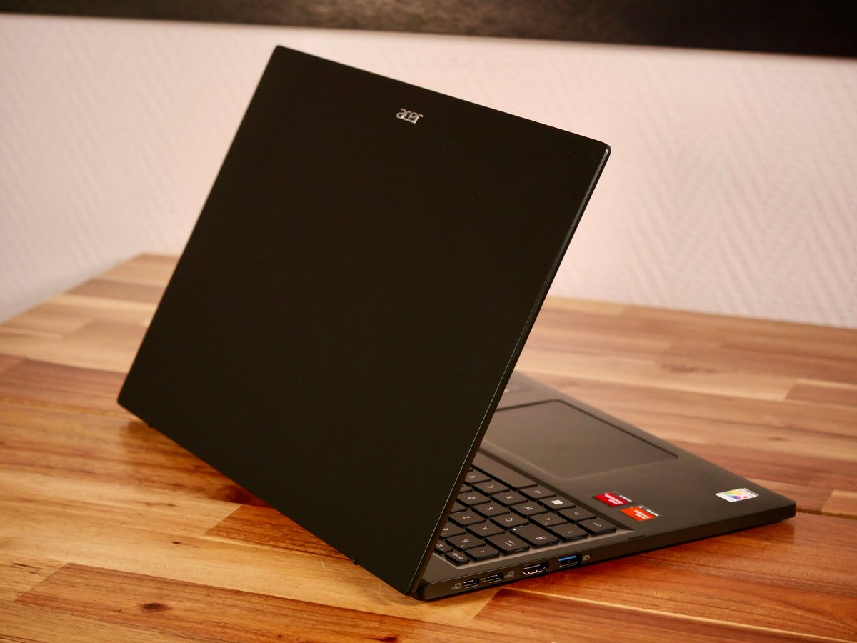 Acer Swift Edge 16 en utilisation