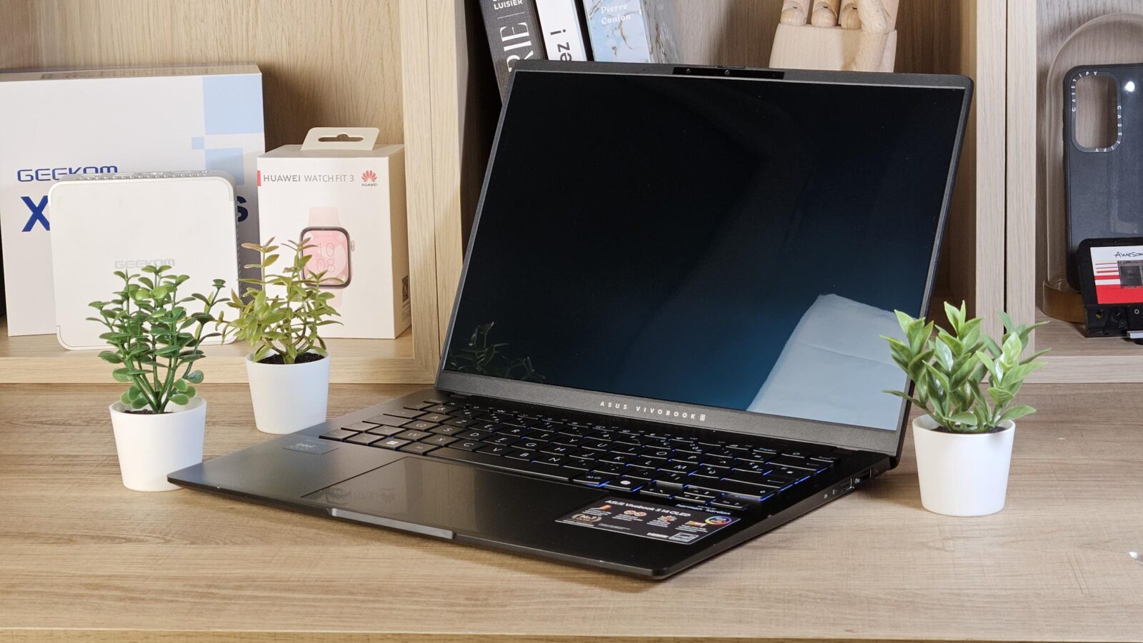 Test de l'Asus Vivobook S14 OLED, un ultraportable performant au design élégant