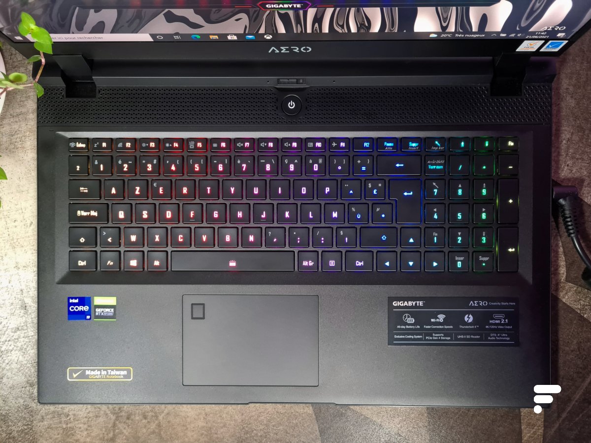 Test du Gigabyte Aero 17 : un PC portable performant avec écran HDR