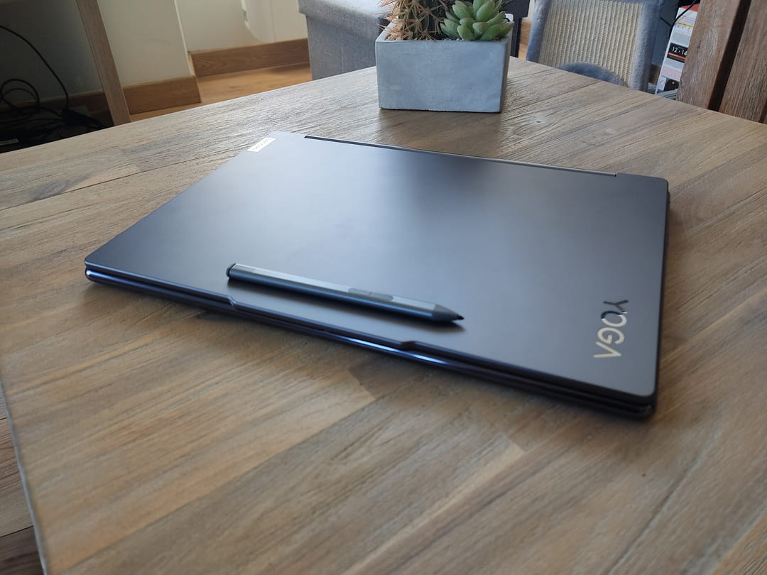 Test complet du Lenovo Yoga 9i, un ultraportable 2-en-1 tactile polyvalent